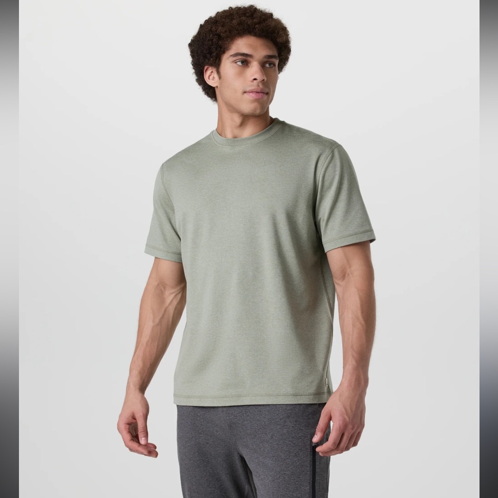Vuori Short Sleeve Tee in Sage Green